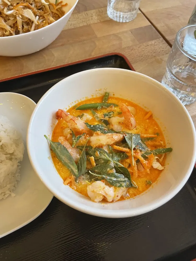 Curry Rouge Aux Crevettes